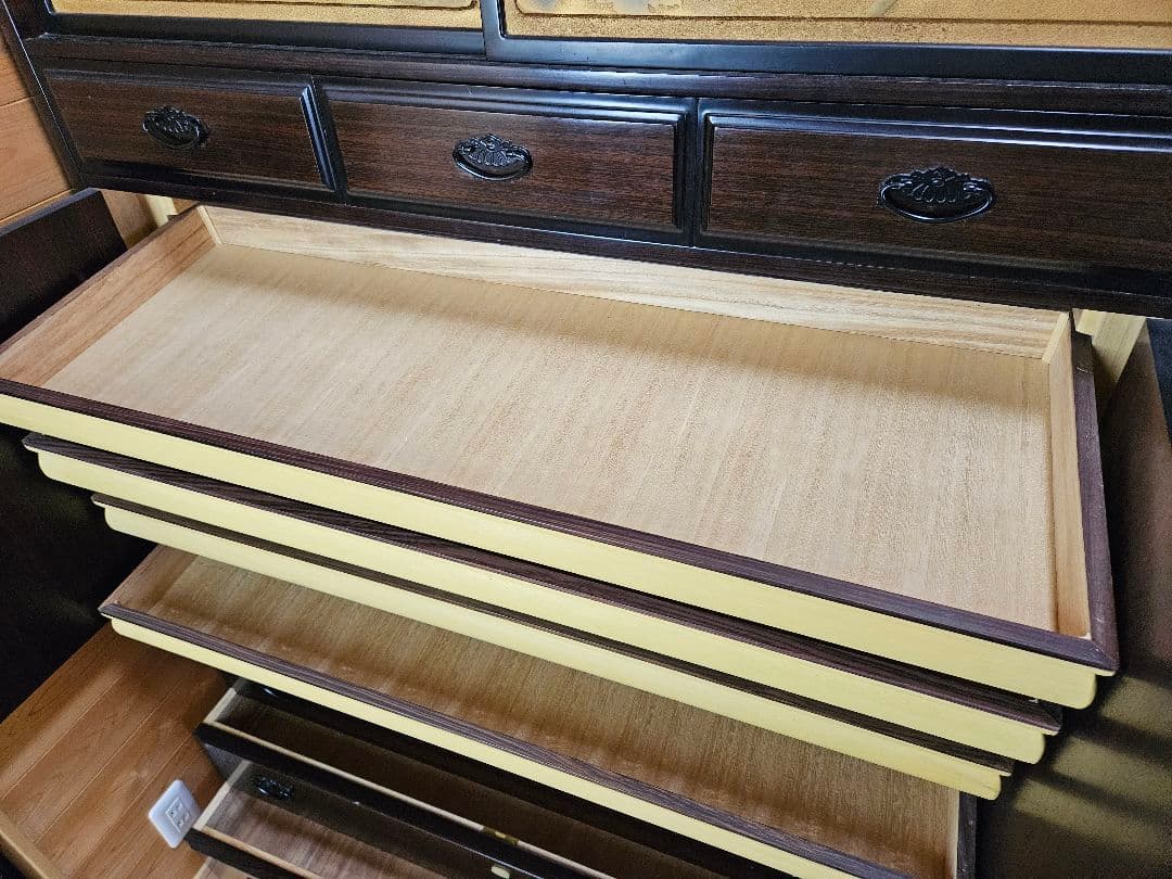 和箪笥　桐箪笥　年代物　アンティーク