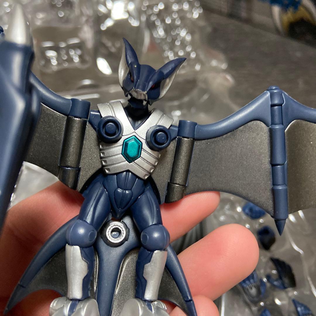 S.H.Figuarts フィギュアーツ　仮面ライダーナイト　ダークウイング