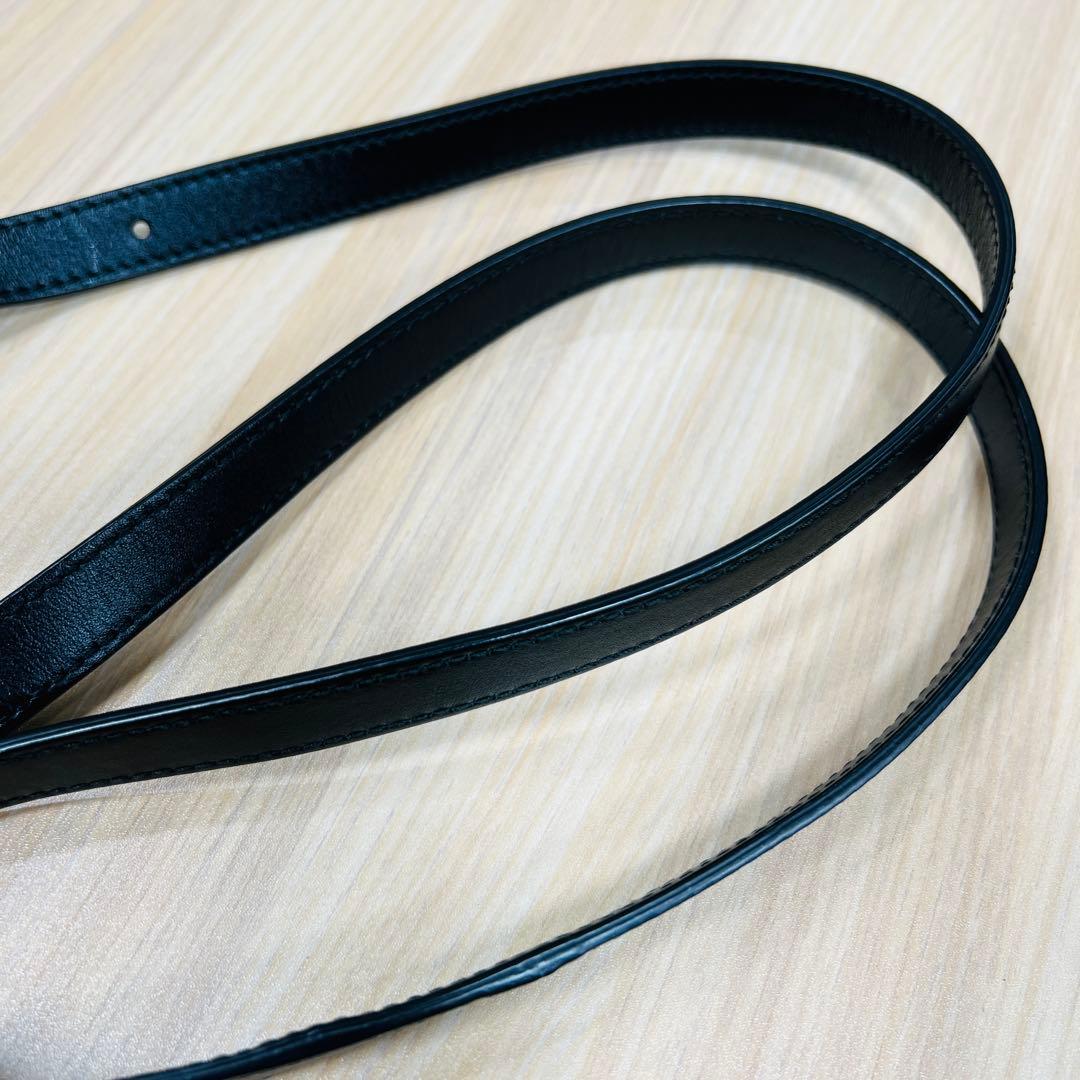 スマイソン ショルダーバッグ 黒 レザー クォータームーン クロスボディ