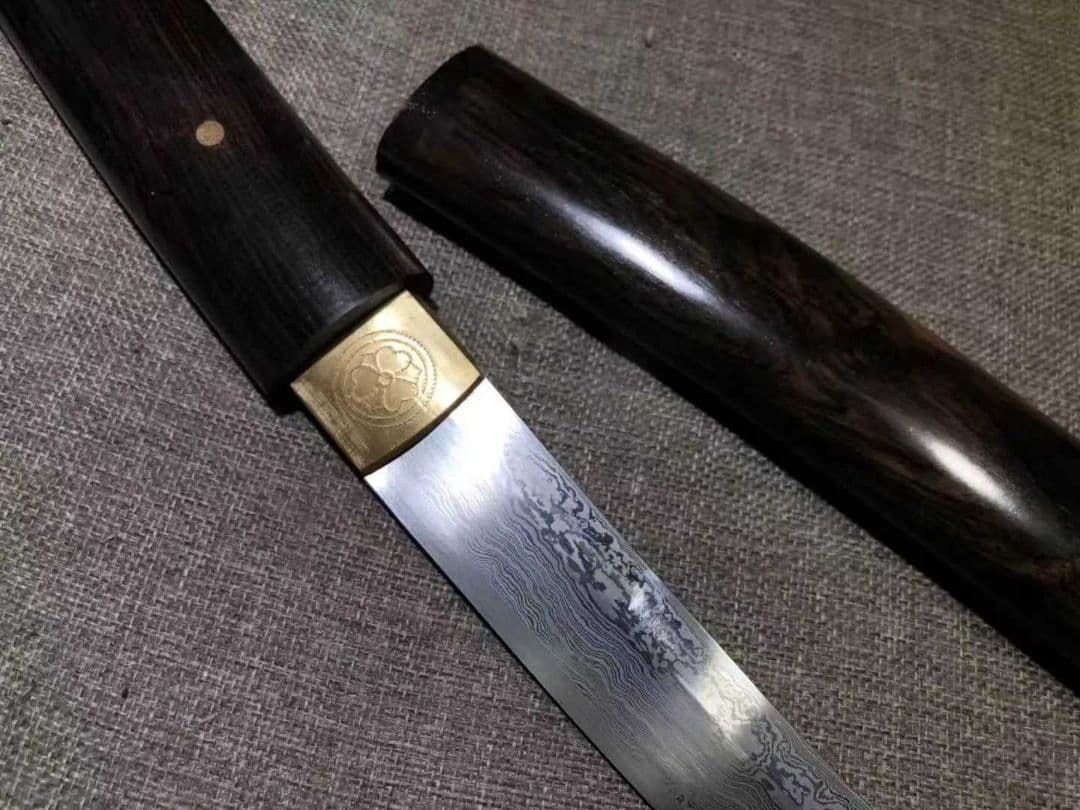 黒檀武士刀リブ差 武具 刀装具 日本刀　模造刀 居合刀 武士道 肋差 短刀