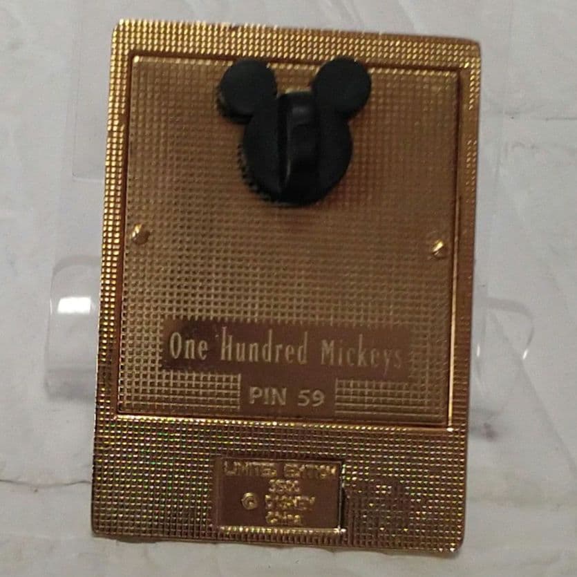 米国限定　Limited Edition3500　 ディズニーピンバッチ　ピンズ