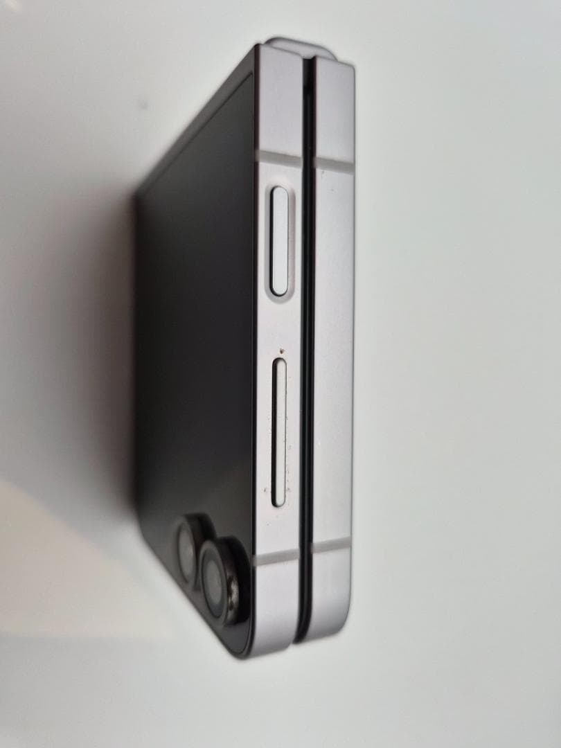 Samsung Galaxy Z Flip6 本体