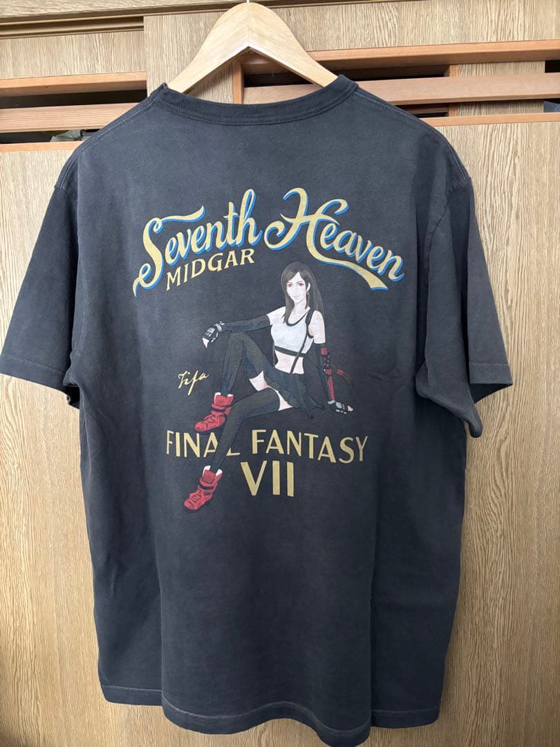 トップス XL AVIREX FINAL FANTASY VII T-SHIRT TIFA