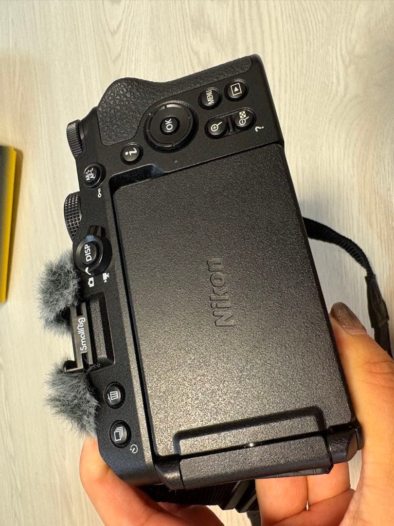 【れんこんさん専用】ニコン ミラーレス一眼 Z30 16-50VR Zマウント