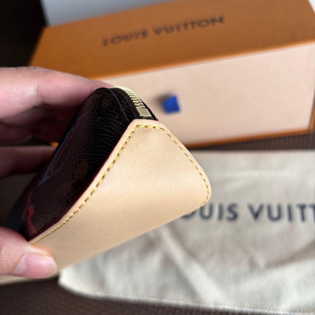 LOUIS VUITTON マルチカラー ペンケース　筆箱　ルイヴィトン