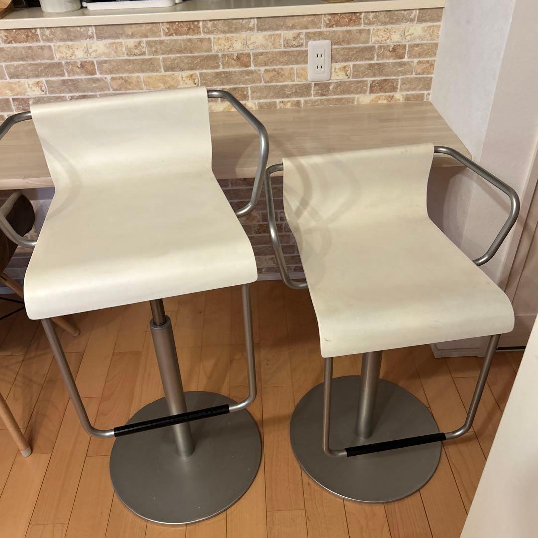 カウンターチェア 2脚セット　高級スツール　バーカウンター　大塚家具　直接取引