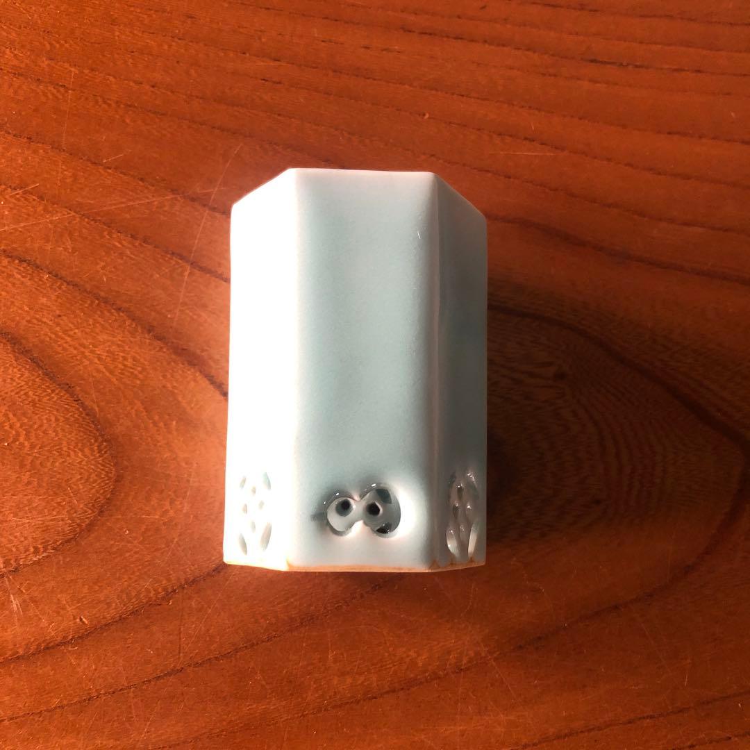 蔵の中にあった鍋島青磁向付一対