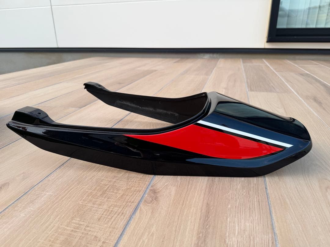 ゼファーχ　タンクカバー　外装セット