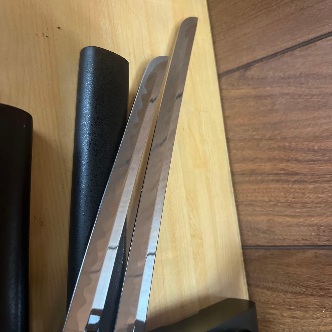 模造刀セット 黒色の柄と白い装飾 2本