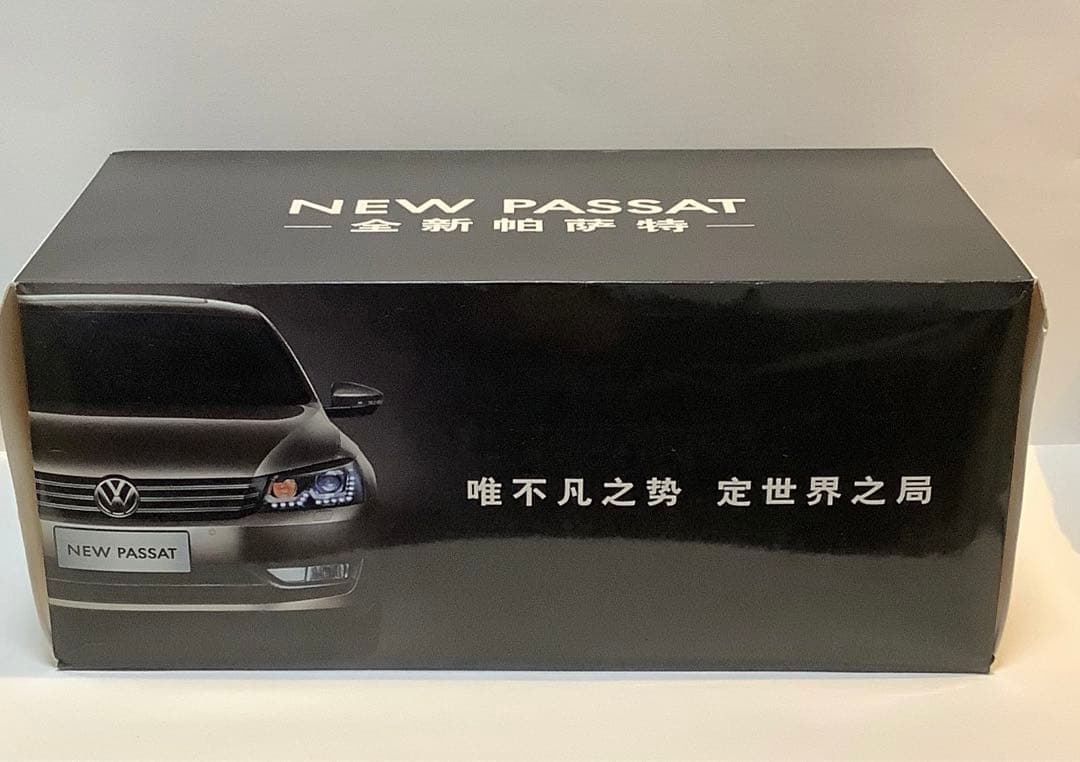 VW パサート Passat 1/18 ミニカー 未使用　フォルクスワーゲン