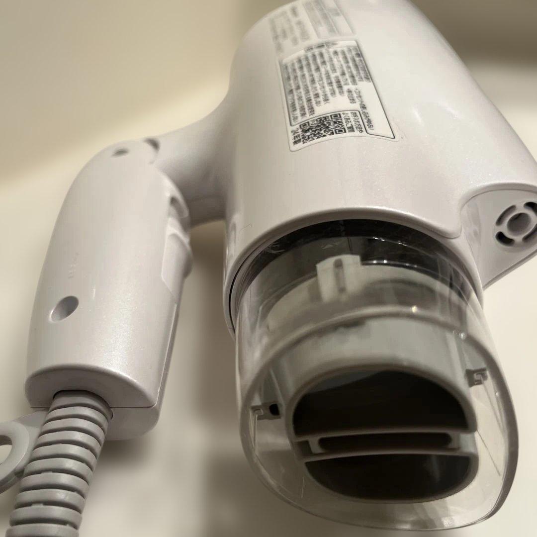 極美品パナソニック ヘアドライヤー ナノケア ナノイー 静電気抑制