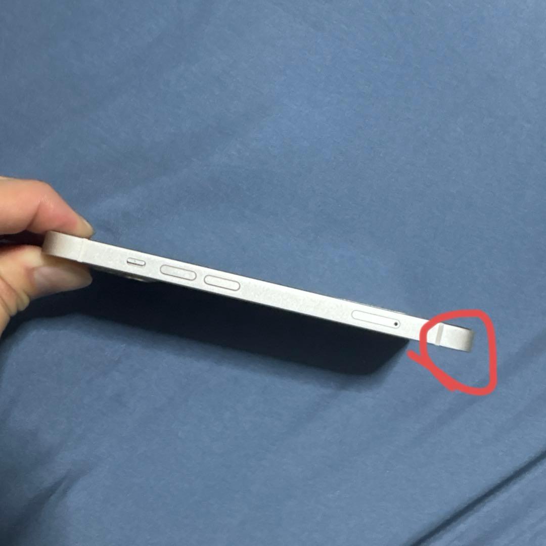 【美品】iPhone13 128GB SIMフリー