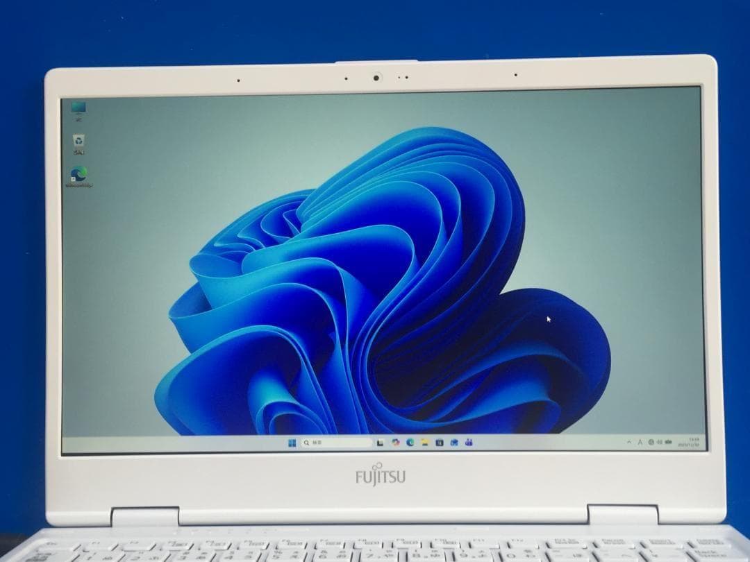 富士通 MH35/D2 13.3型/SSD/Office2024/Win11