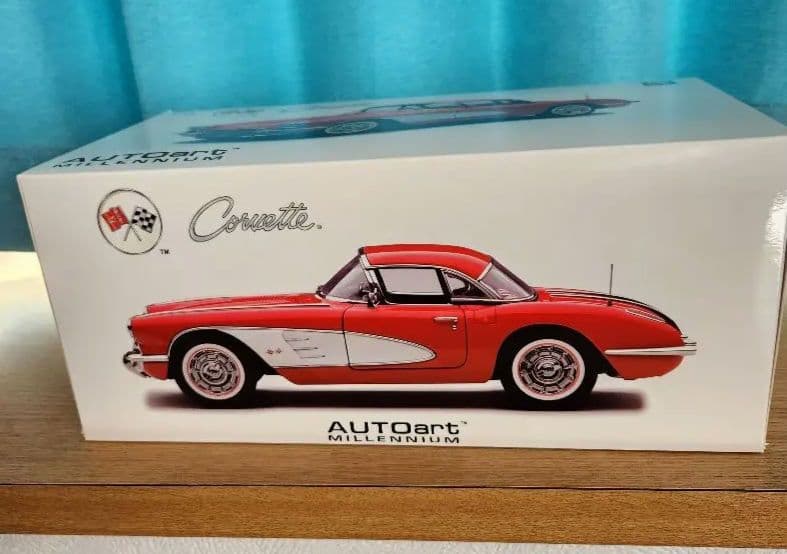 AUTOart　Chevrolet Corvette 1:18