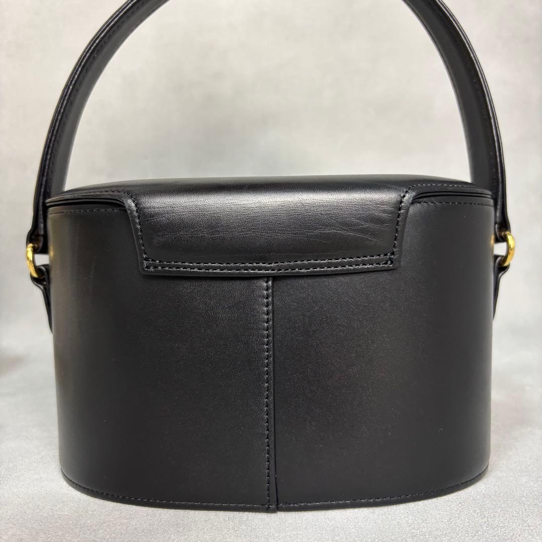 美品✨GIVENCHY バニティバッグ ゴールド金具 レザー ブラック