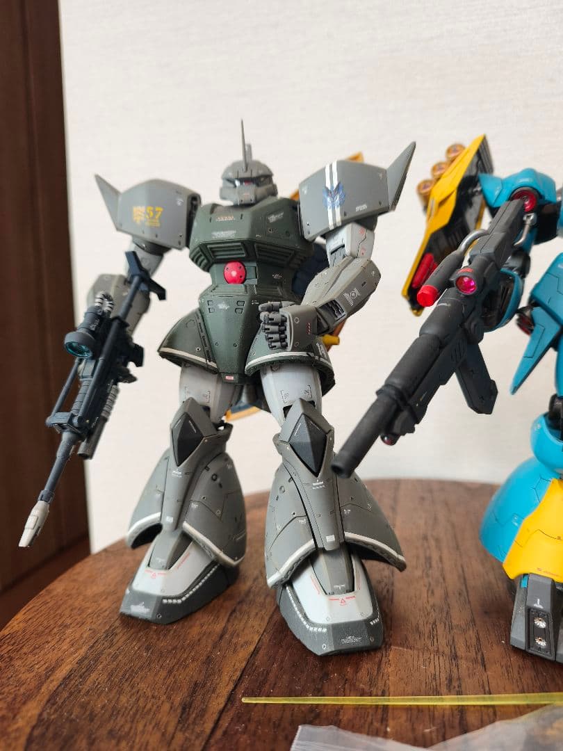 【完成品】MG1/100ヤクトドーガ/ゲルググ【塗装品】