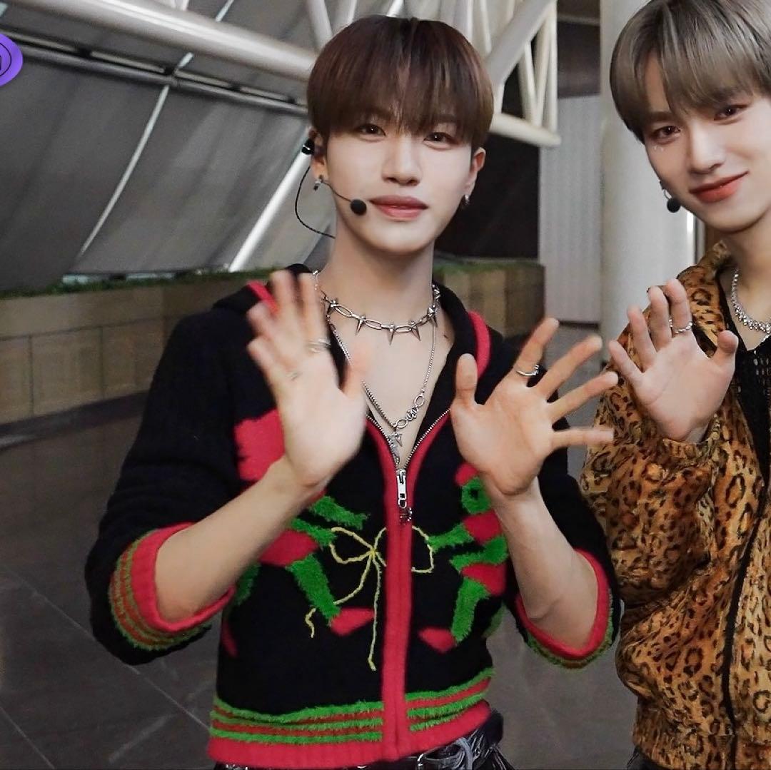 n.SSign ヒウォン サイン入りポラロイド FUNK JAM 衣装