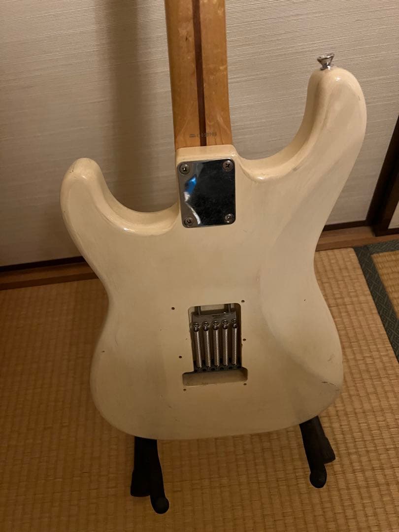 Fender japan Stratocaster ホワイト