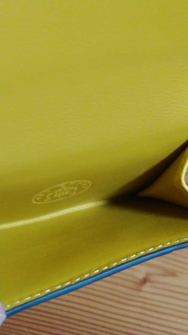 【本日限定価格！】ANYA HINDMARCH三つ折り財布大人気ザニー