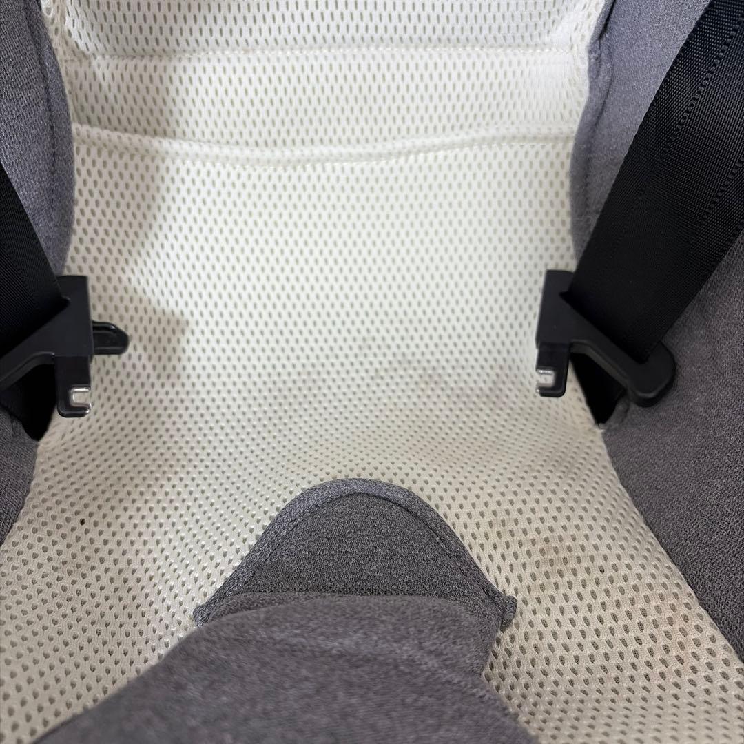 AILEBEBE エールベベ クルット 5i グレー チャイルドシート