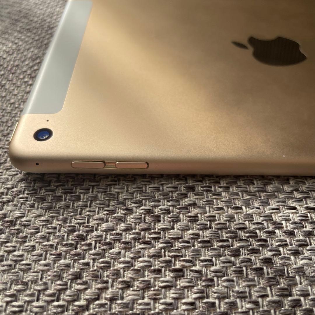 【美品】iPad mini4 128GB SIMフリー 【当日発送】