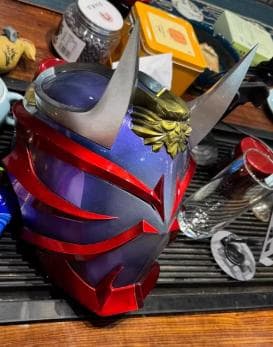 高再現　仮面ライダー響鬼　1/1マスク　コスプレプロップ　大人着用可能　展示用