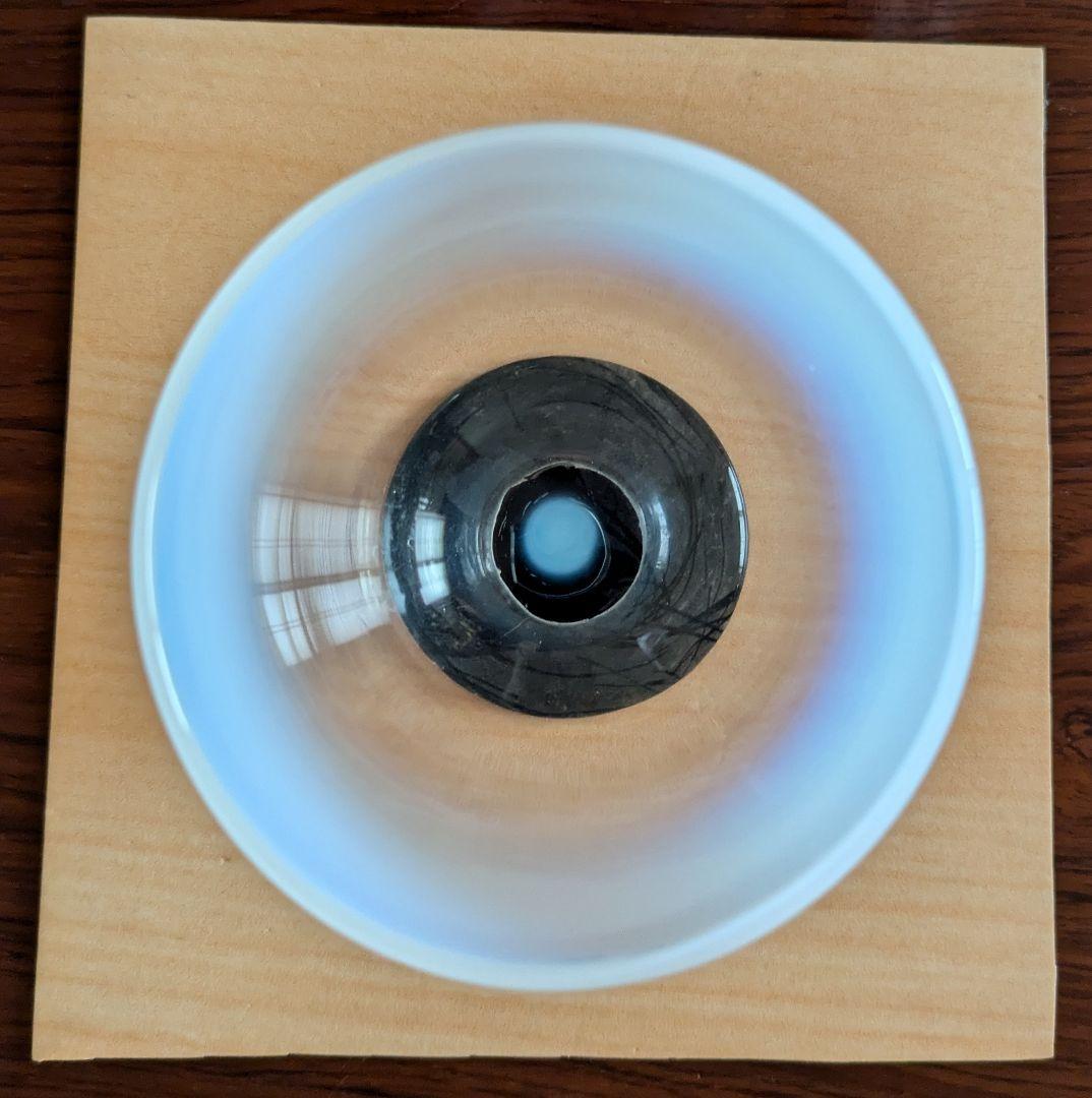 氷コップ　大正和ガラス乳白暈しなつめ型黒脚