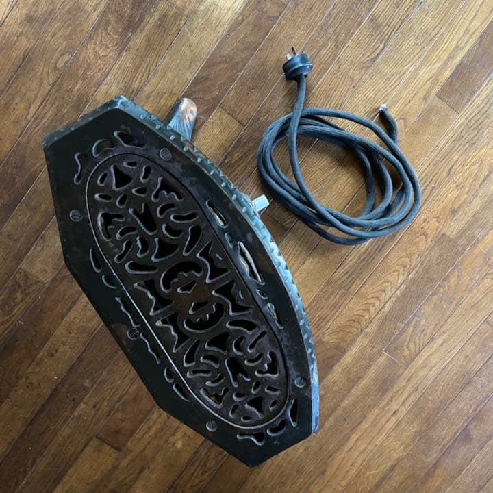 電気ストーブ　ビンテージ　ジャンク　昭和レトロ　オブジェ　店舗什器