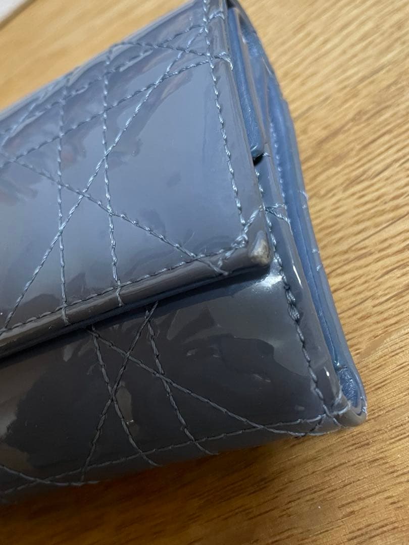 Lady Dior 三つ折り財布 ロータスウォレット エナメル　ブルー