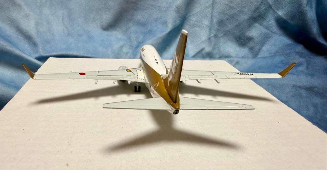 ANA Boeing 737-700 全日空 ボーイング737 1/200