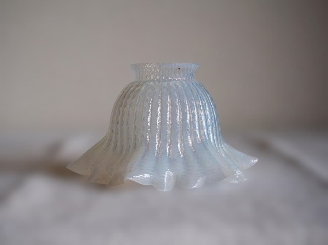 オパールガラス フリルガラス ランプシェード オパールセント/K296