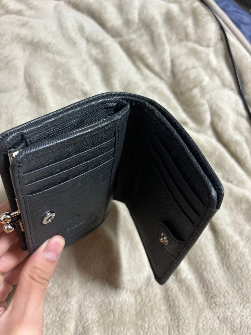 Vivienne Westwood Black 二つ折り財布　ほぼ新品