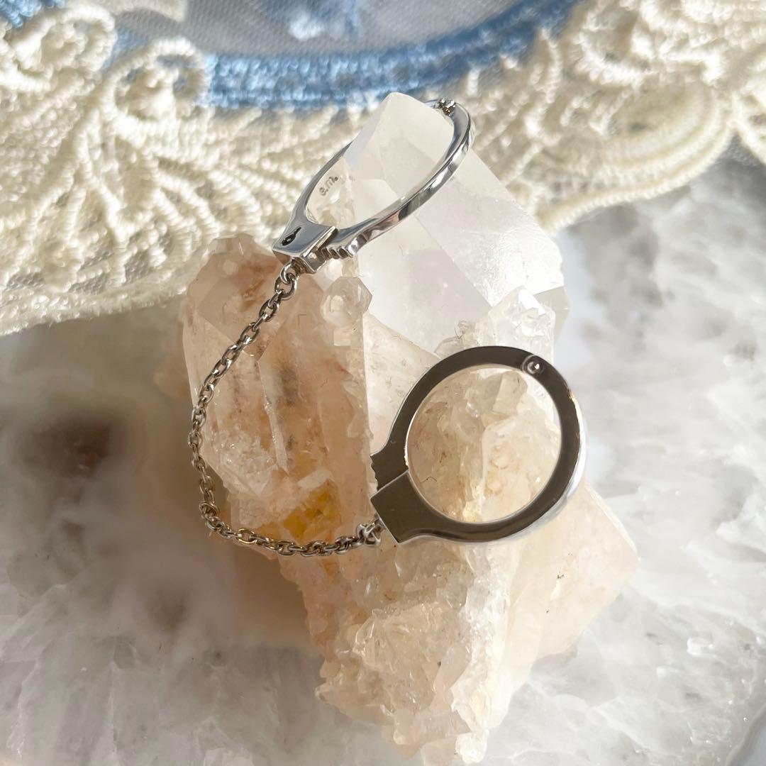 e.m. イーエム 手錠リング　指輪　ダブル　二連　チェーン