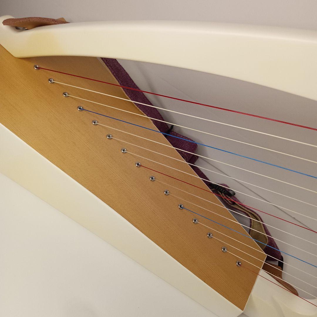 ホワイトハープ 15弦　パッションホワイト ケース ストラップ 教本 一式セット