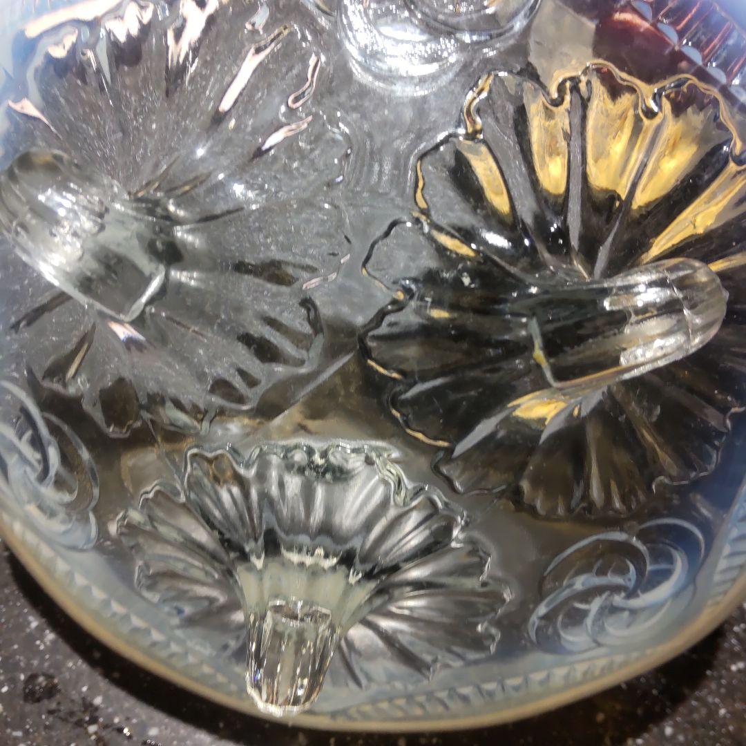 ノースウッド　ラッフルデイジーバンド オパールセント　スクロール飾り脚付きボウル