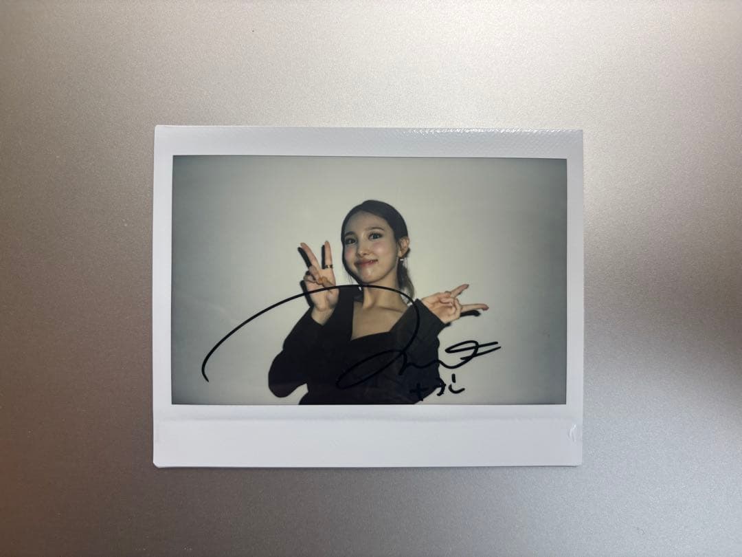 【トレカ付き】TWICE ナヨン 直筆サイン入りチェキ
