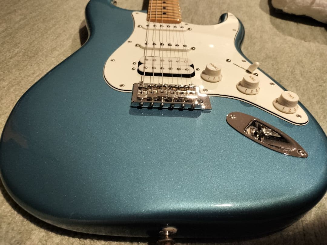 Fender ストラトキャスター player万能 hss 美品