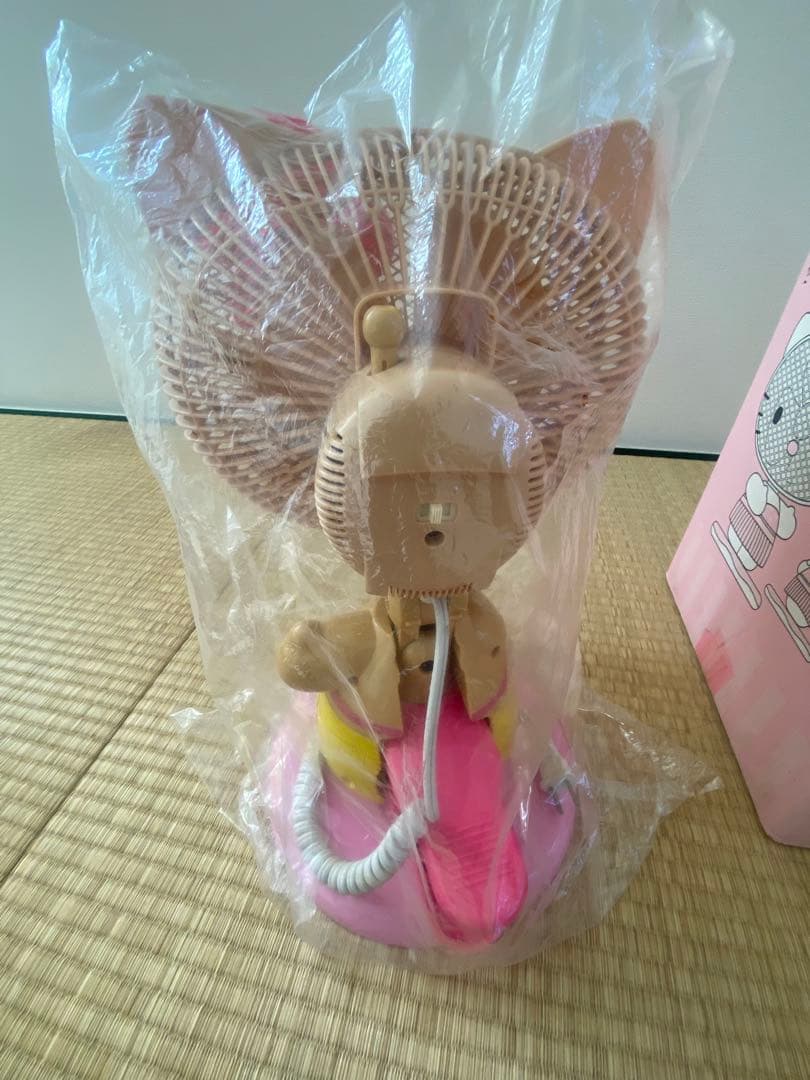 【極美品】ガングロキティちゃん 扇風機 DPM-185KT