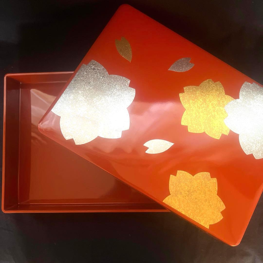 文箱　漆塗り　朱塗り　漆器　金箔　銀箔　桜　工芸品　伝統工芸　硯箱