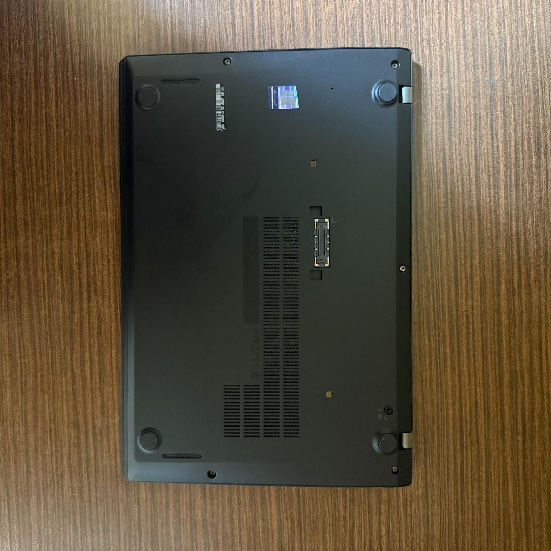 Windowsノート本体 ThinkPad T470s - 8GB RAM, 512GB NVME SSD