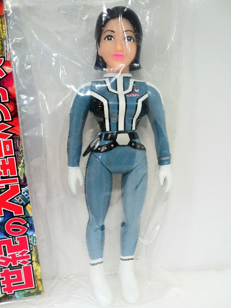 マーミット 世紀の大怪獣シリーズ ウルトラセブン アンヌ隊員 ソフビ フィギュア