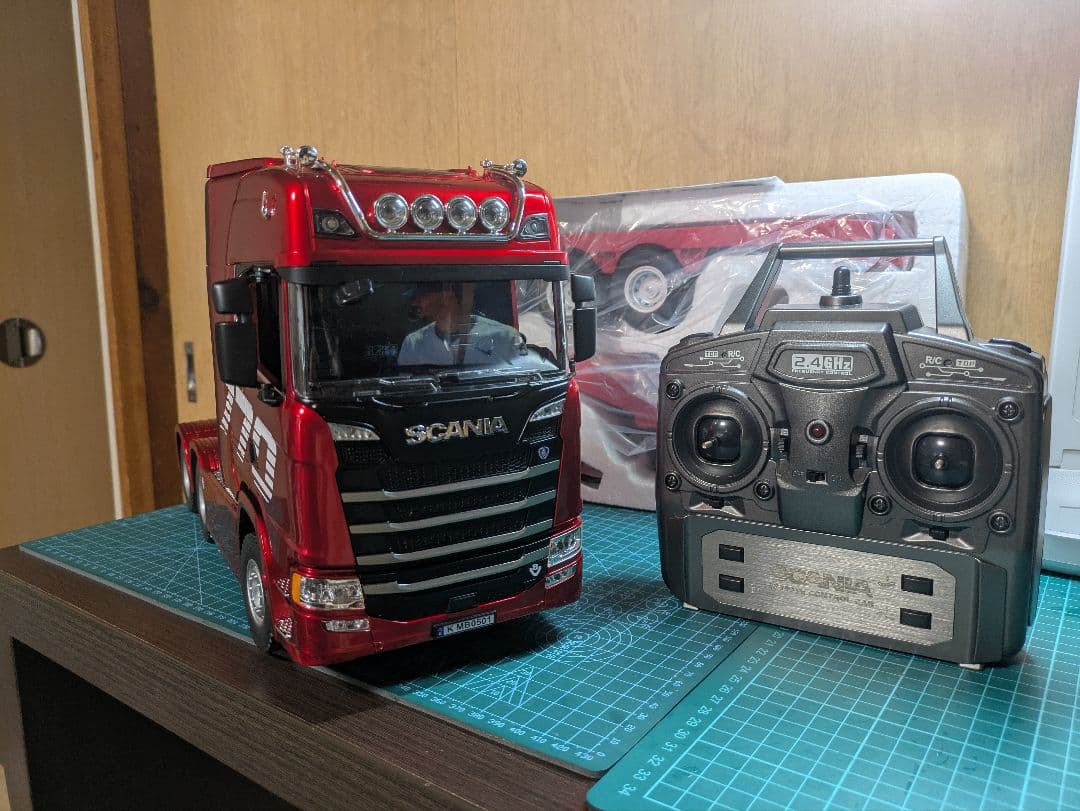 大幅値下げラジコン1/18Sスカニア770sトレーラーヘッド、トレーラーセット