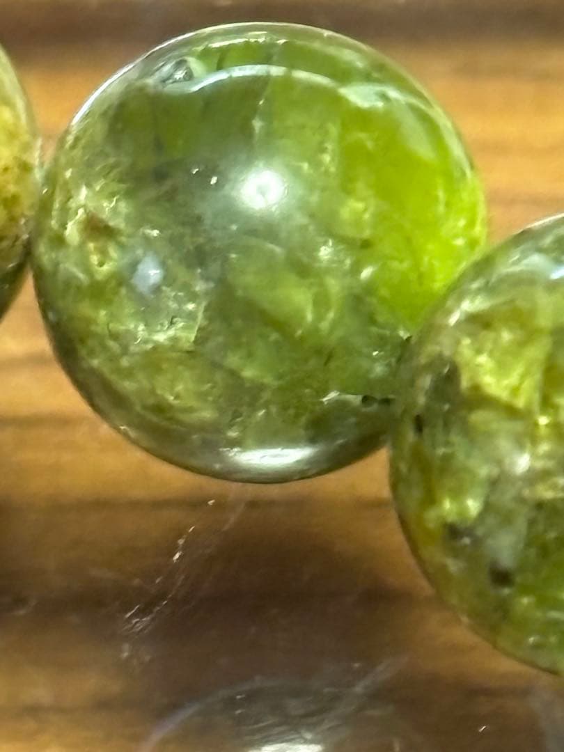 天然石 緑色 ペリドット！ブレスレット！この大きさ！そこら辺にはありません☺️