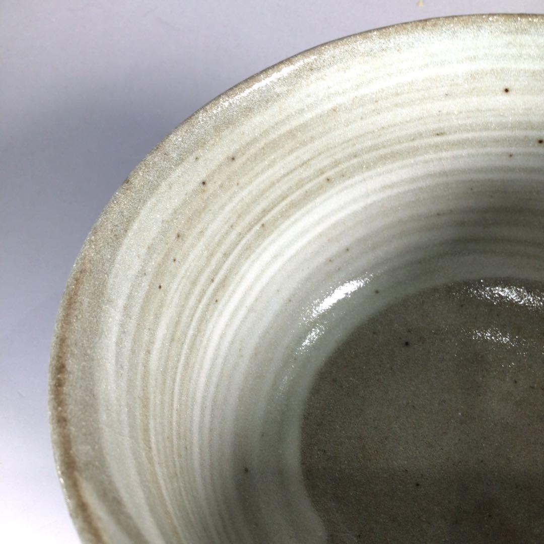 Ｐ６　茶碗　『茜窯　岡田華渓造』『金彩鉄泉絵』『刷毛目茶碗』　共箱　茶道具