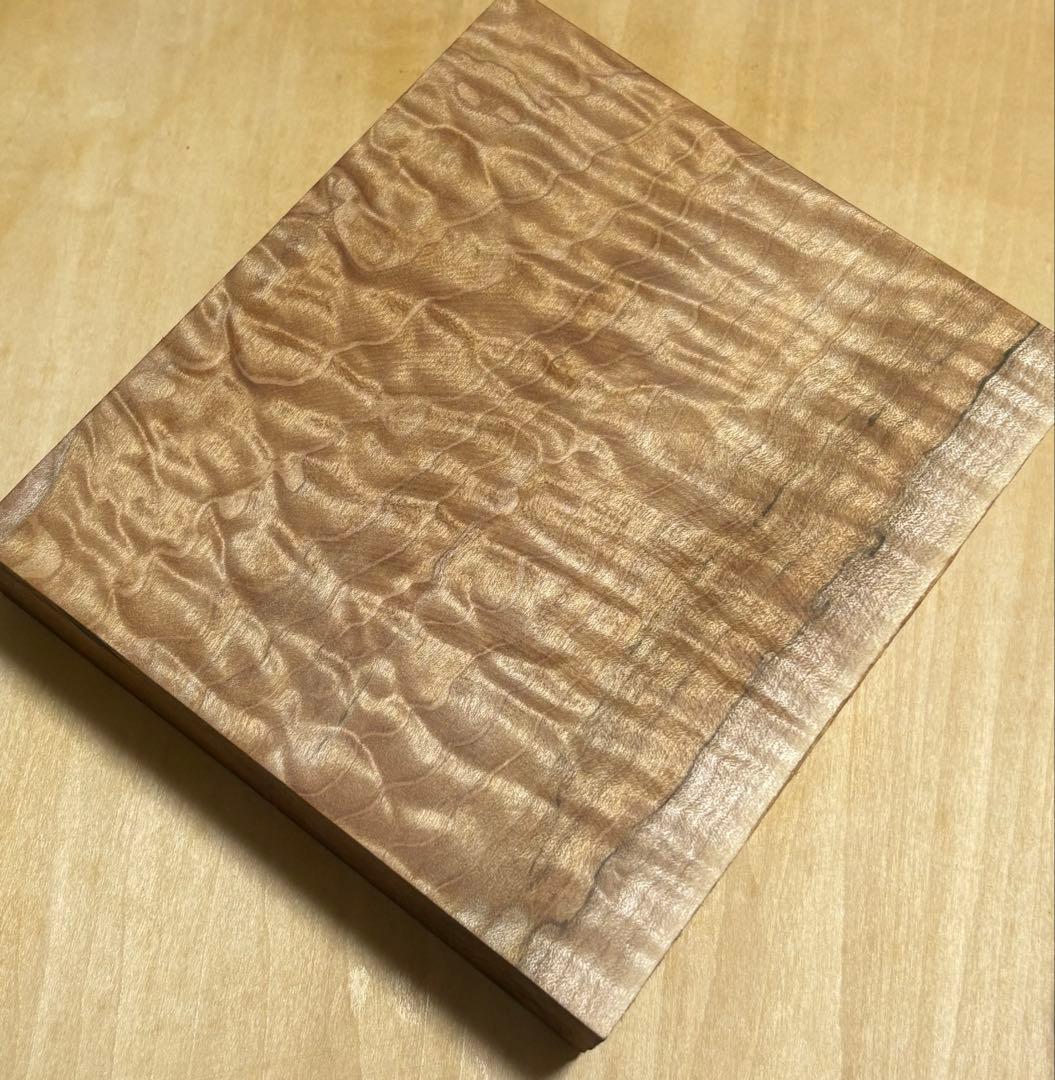 銘木ペントレー　キルテッドメープル　極上　特大極厚サイズ