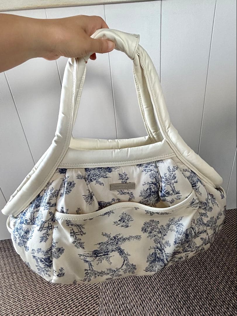 【値下げ】Diamond Baby マシュマロイージーキャリーバッグ Lサイズ