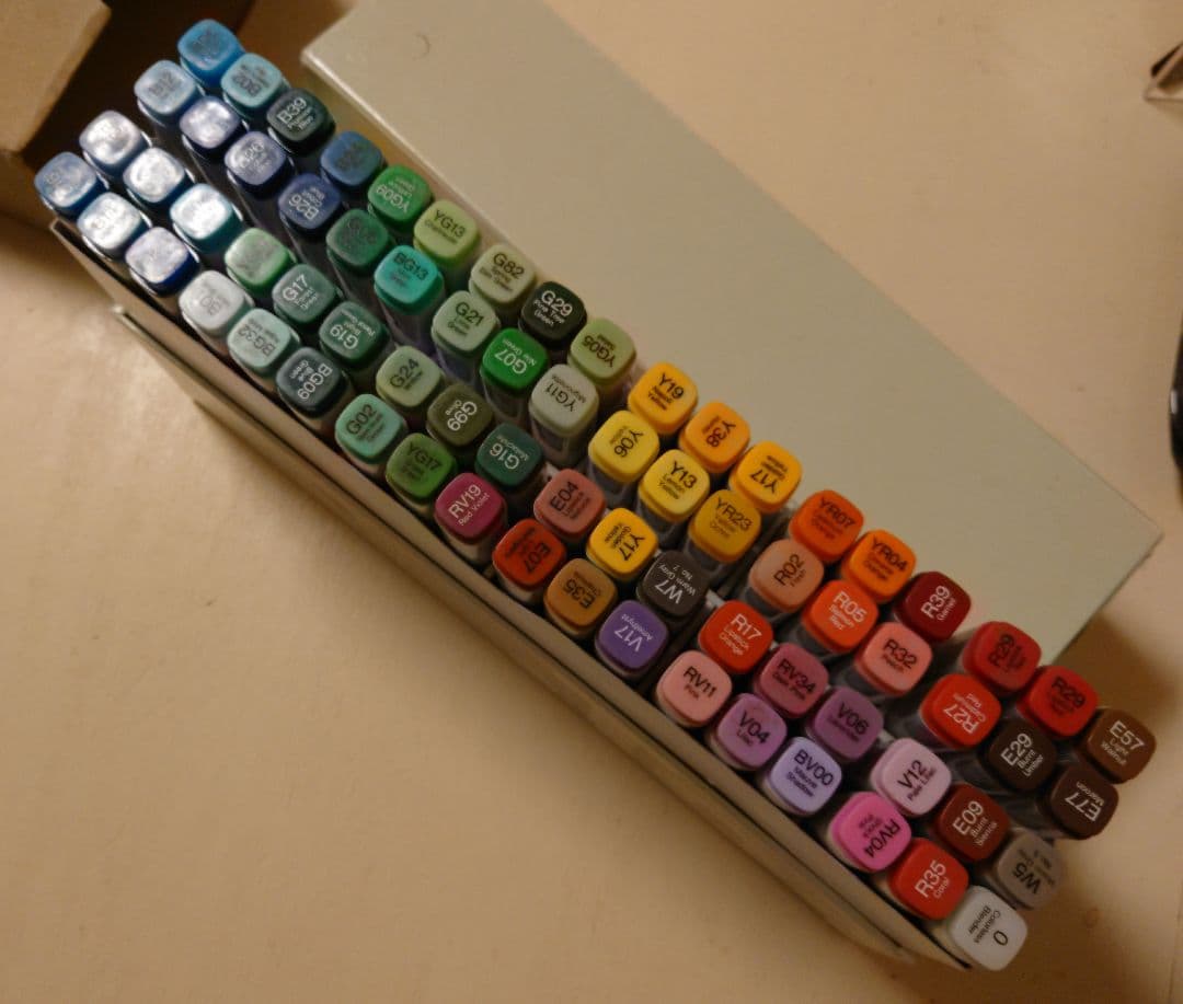 72色セットのコピックマーカーです。古い物です