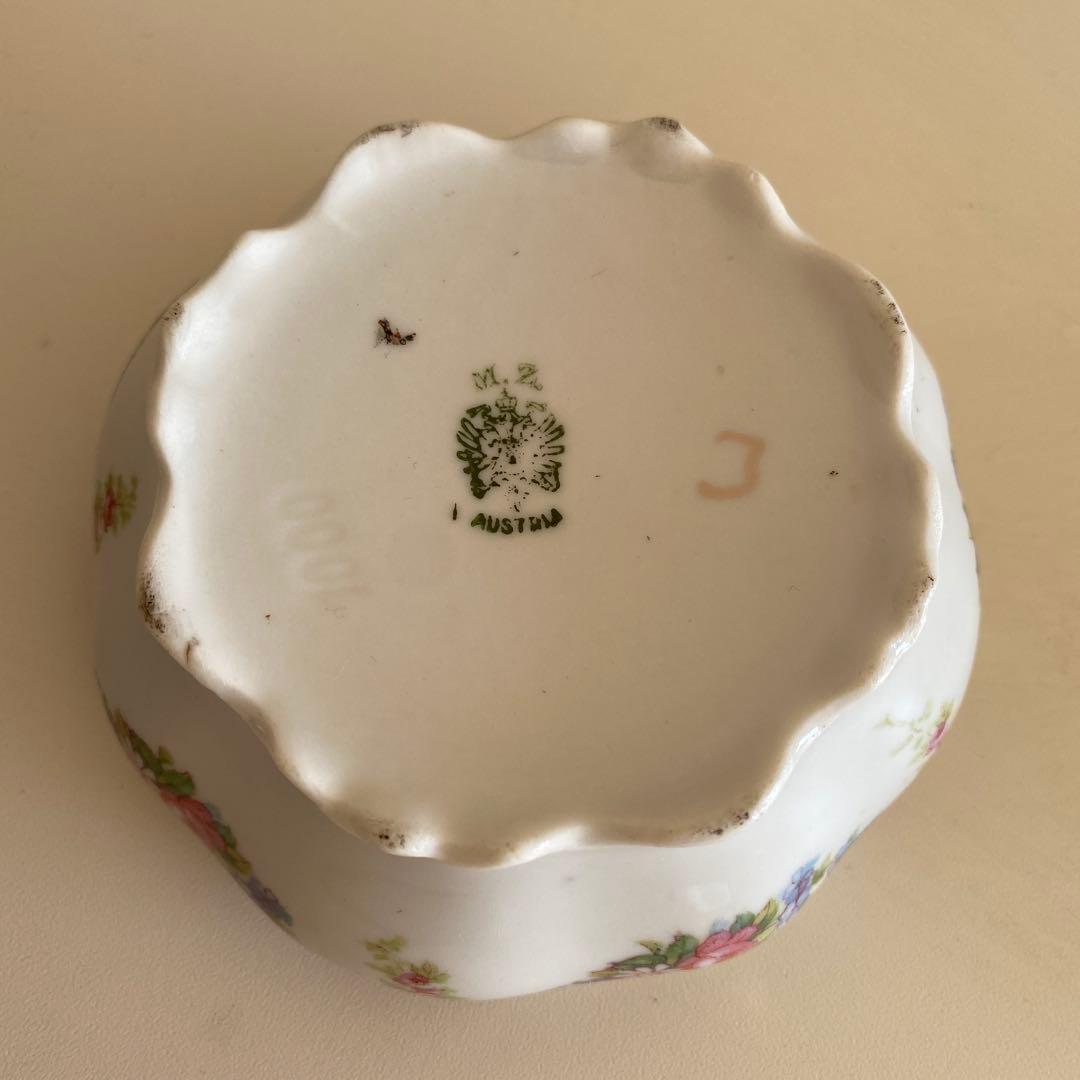 アンティークオーストリア製 花柄陶器ボックス