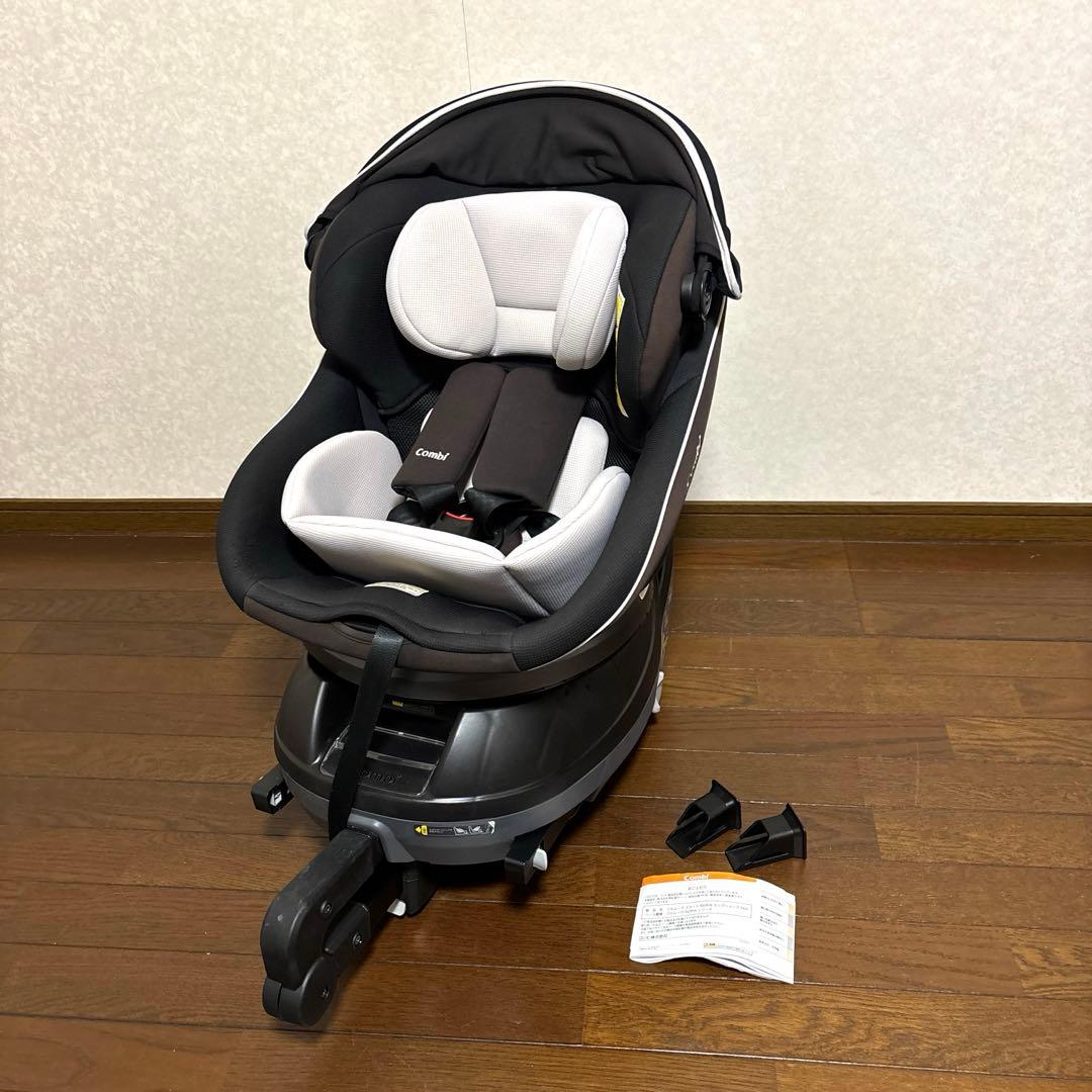 【美品】Combi クルムーヴスマート ISOFIX Neo 新生児OK