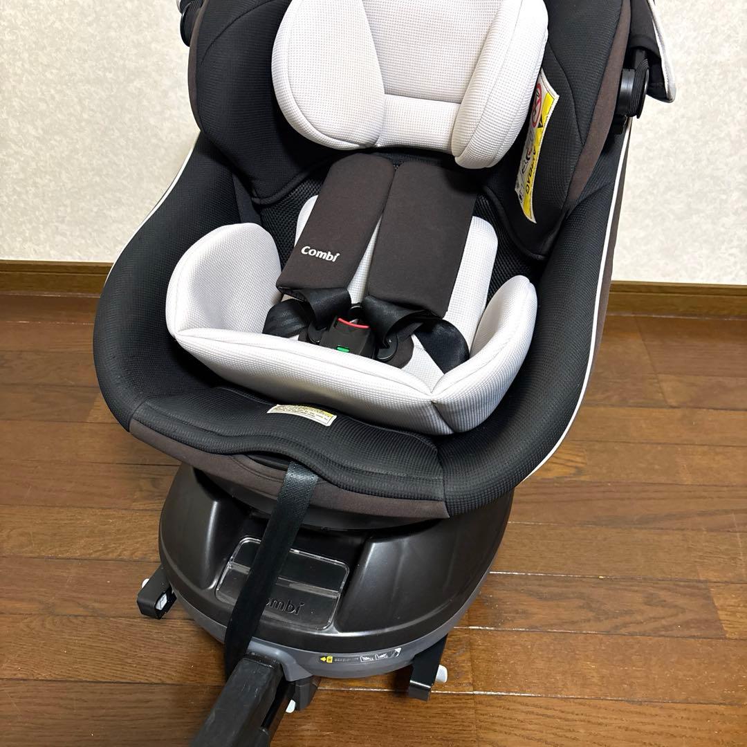 【美品】Combi クルムーヴスマート ISOFIX Neo 新生児OK